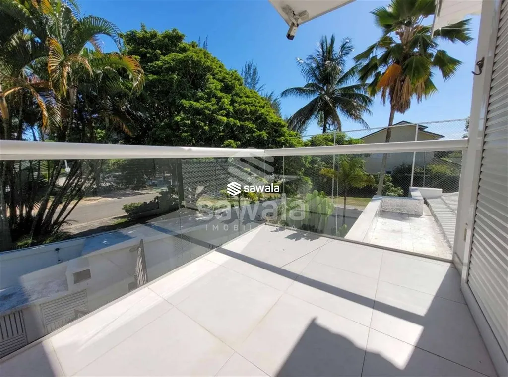Furnished 600 m² house with 6 bedrooms and 8 bathrooms — photo 5
