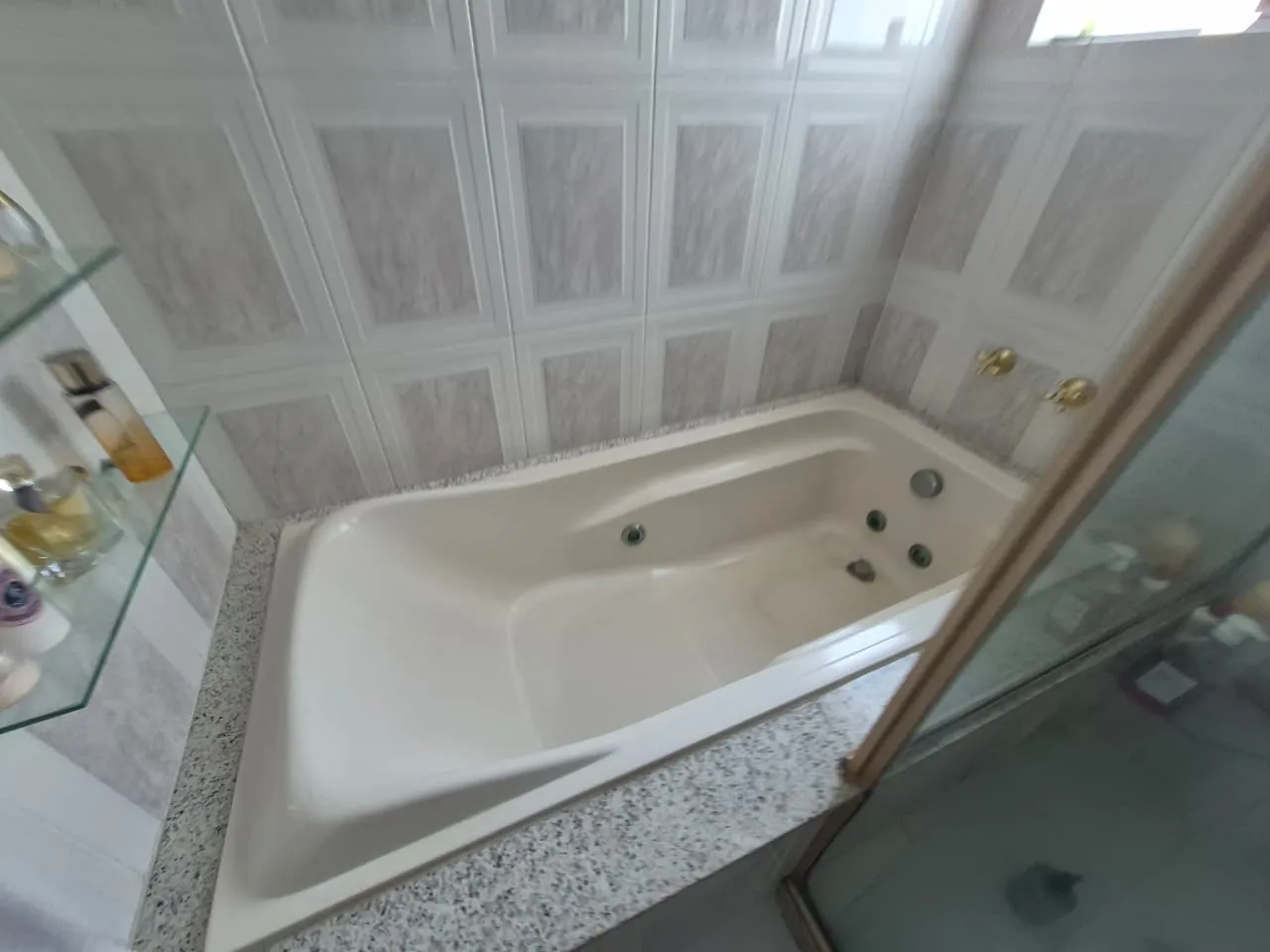 Furnished house for rent with 4 bedrooms and 5 bathrooms — photo 39