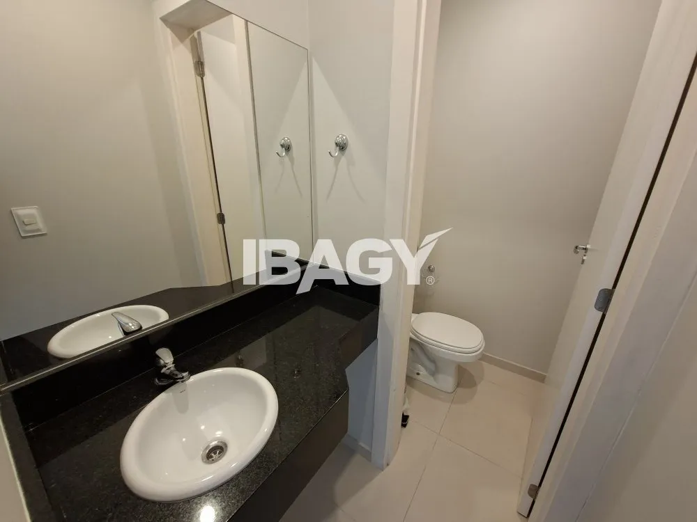 82 m² apartment with 2 en-suite bedrooms and 1 parking — photo 10