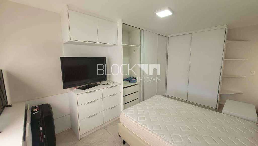 600 m² house with 4 bedrooms and 3 en-suite bathrooms — photo 30