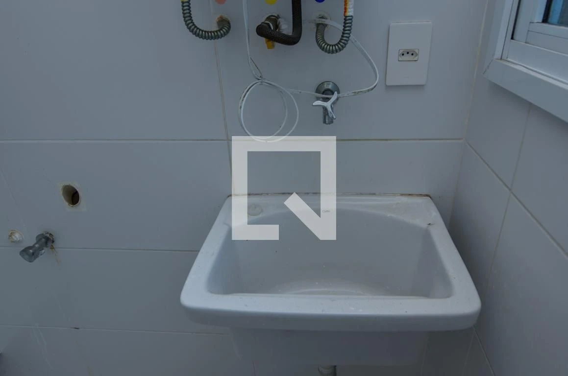 Furnished apartment, 90 m², with a grill on the balcony — photo 38