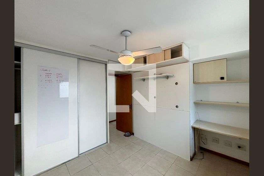 111 m² rental apartment with 3 bedrooms and 2 parking spots — photo 22
