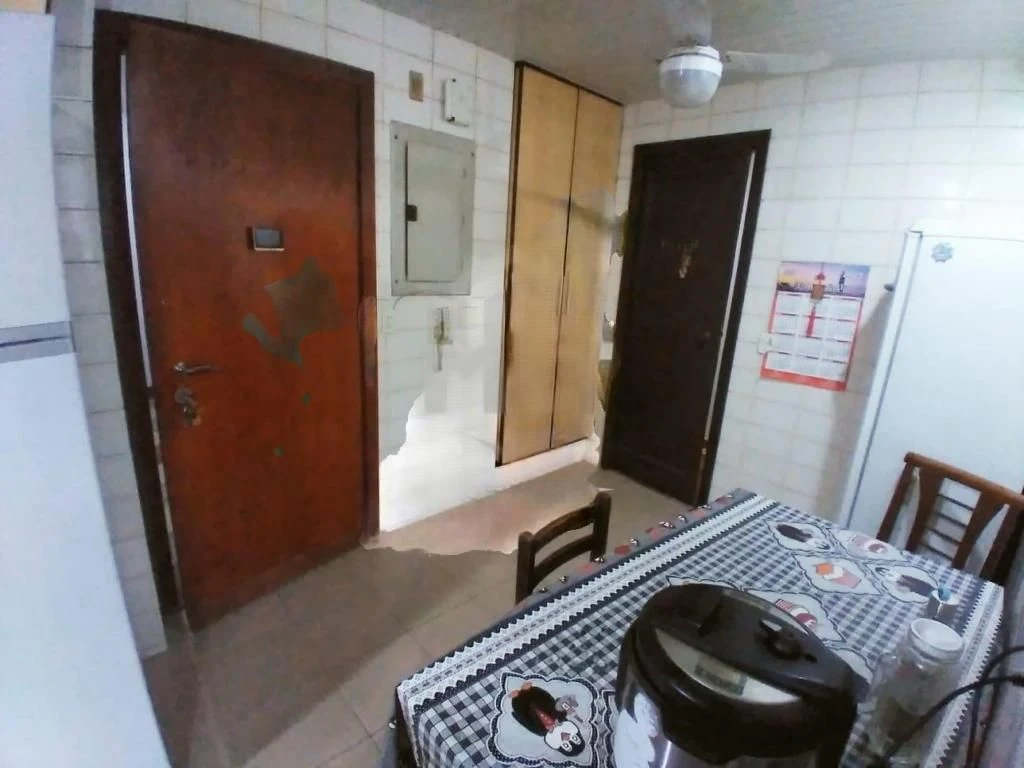 Unfurnished apartment with 6 bedrooms and 2 parking spots — photo 31