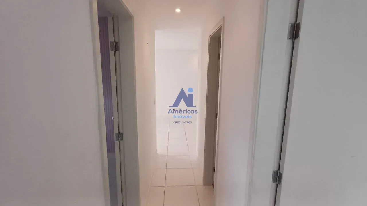 Застеклённый балкон и 3 спальни: квартира 80 м² — photo 22