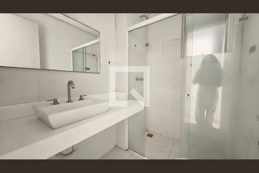Apartamento de 2 quartos em condomínio com academia — photo 26