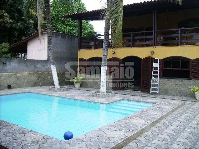 4-bedroom house with 2 bathrooms and a balcony grill — photo 16