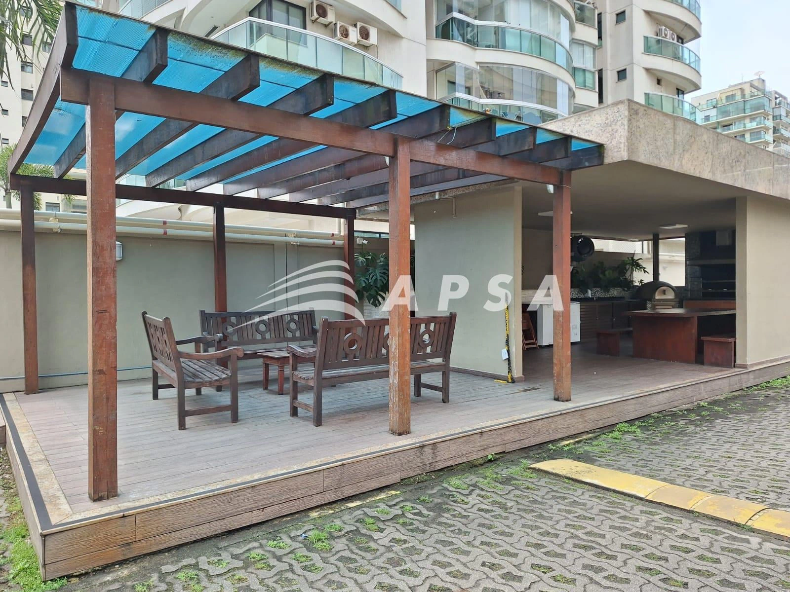 3-bedroom apartment in a building with a gym — photo 29