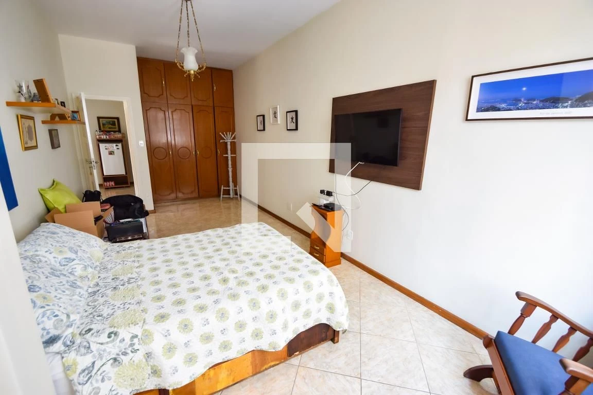 Casa mobiliada com 6 quartos e 3 suítes com jardim e BBQ — photo 52
