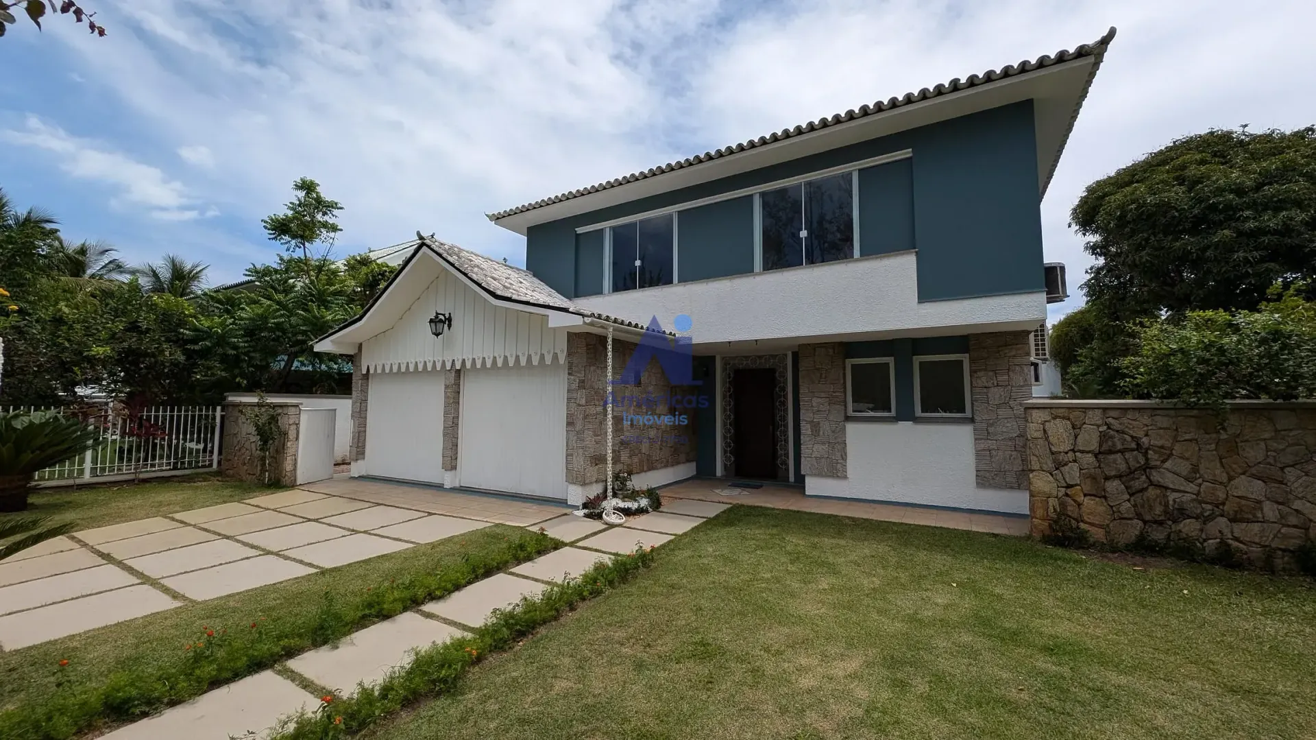 4-bedroom house with a grill on the balcony — photo 5