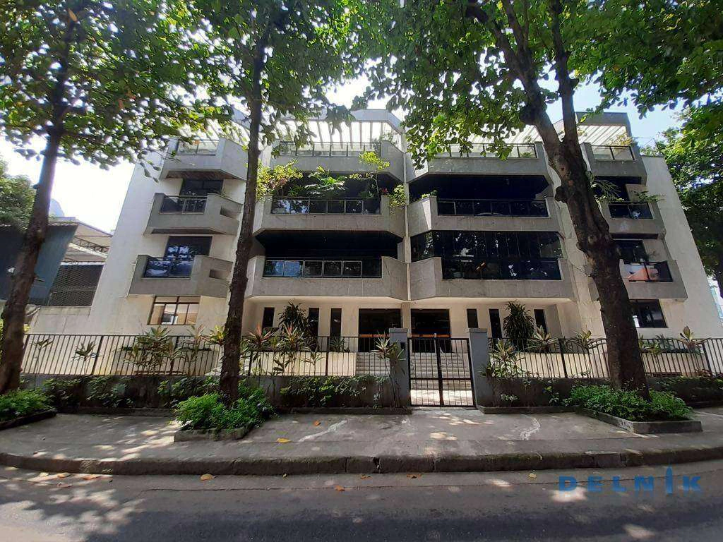 4-bedroom apartment of 169 m² with 3 parking spaces — photo 22
