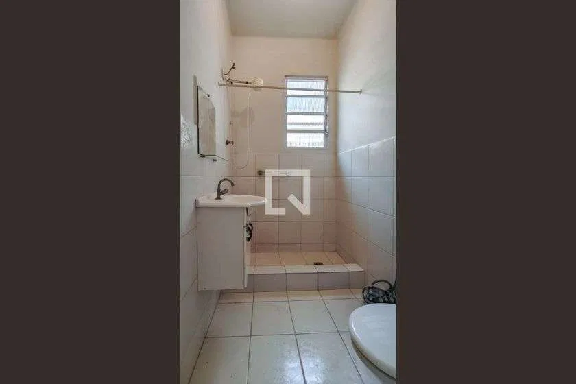 One-bedroom apartment with wood or laminate floors — photo 19