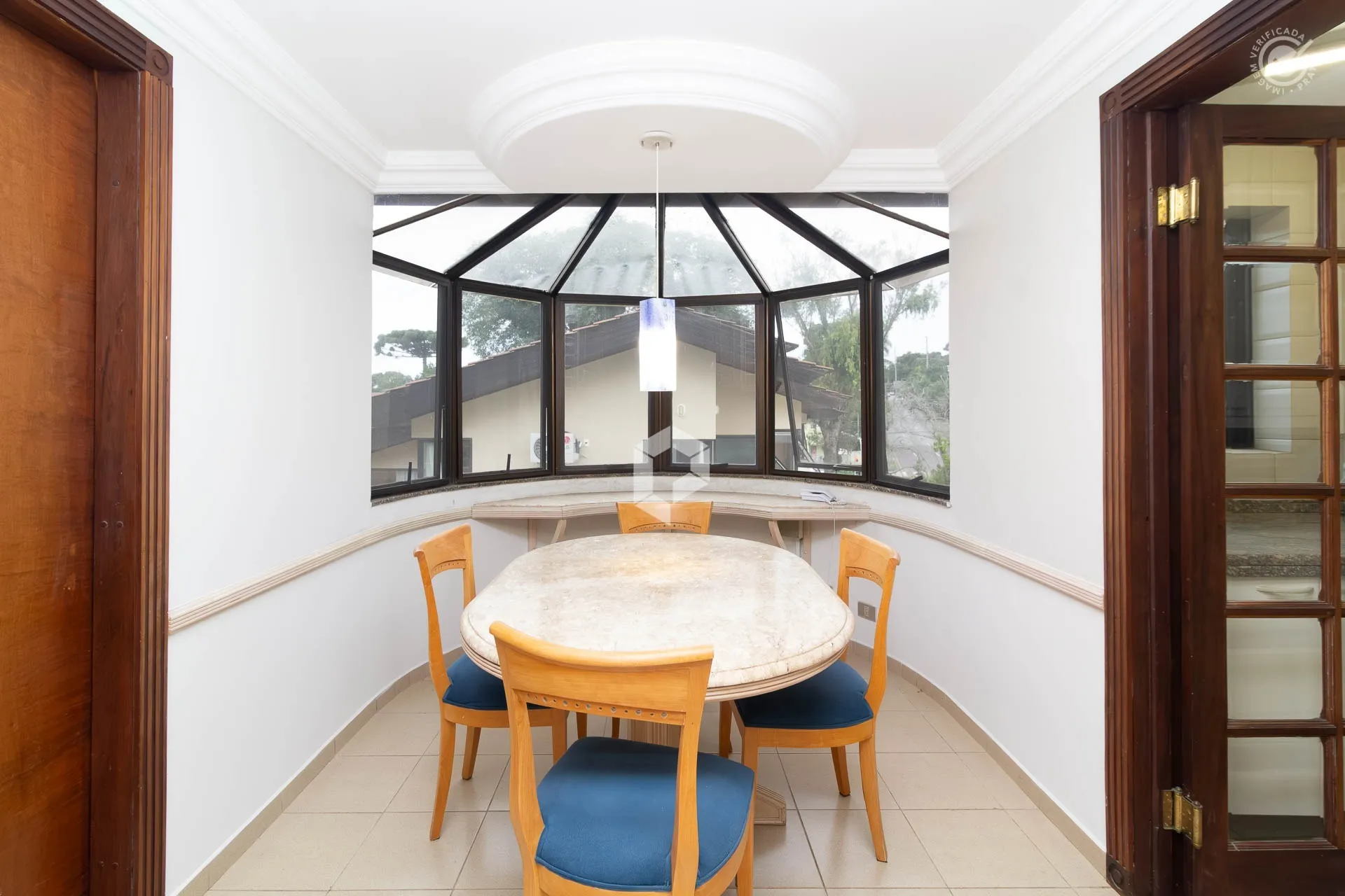 Furnished house with 3 bedrooms and a gas kitchen — photo 11