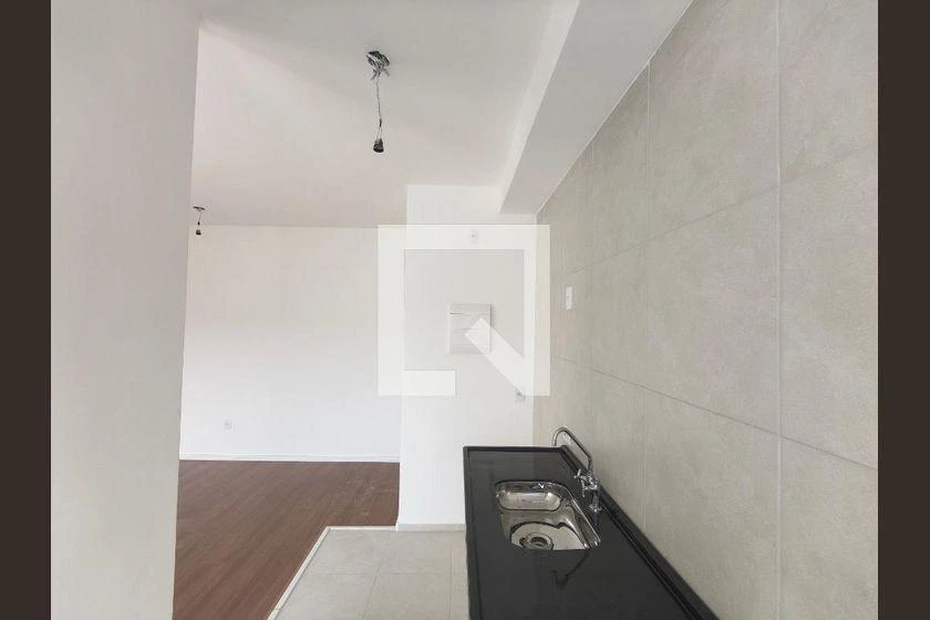 Apartamento de 2 quartos em condomínio com academia — photo 17