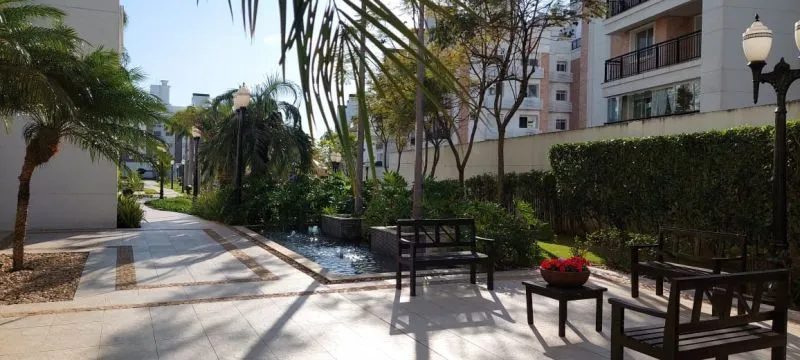 Balcony with a grill in a 3-bedroom apartment, 97 m² — photo 21