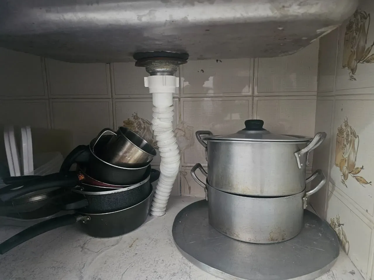 Furnished 2-bedroom apartment with a gas mini-kitchen — photo 29