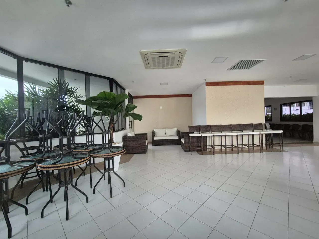 Вид на воду и 2 спальни: квартира 75 м² — photo 26