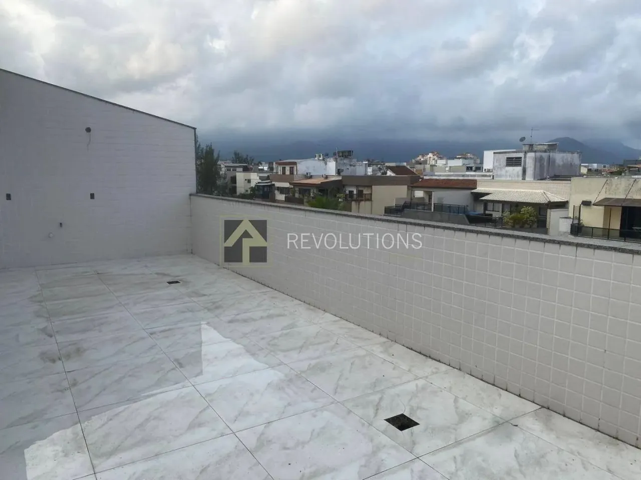 Penthouse with 4 bedrooms and 5 bathrooms — photo 16