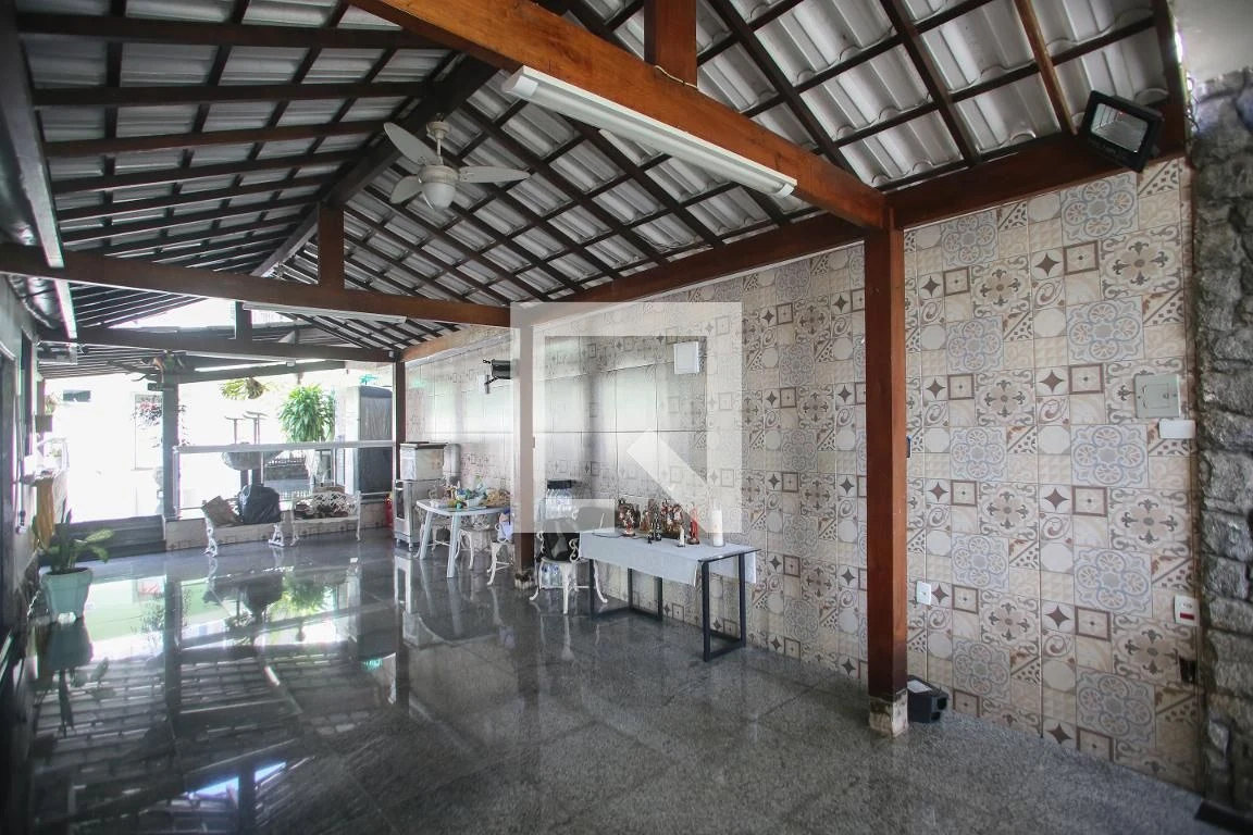 5-bedroom house with a bathtub in Rio de Janeiro — photo 7