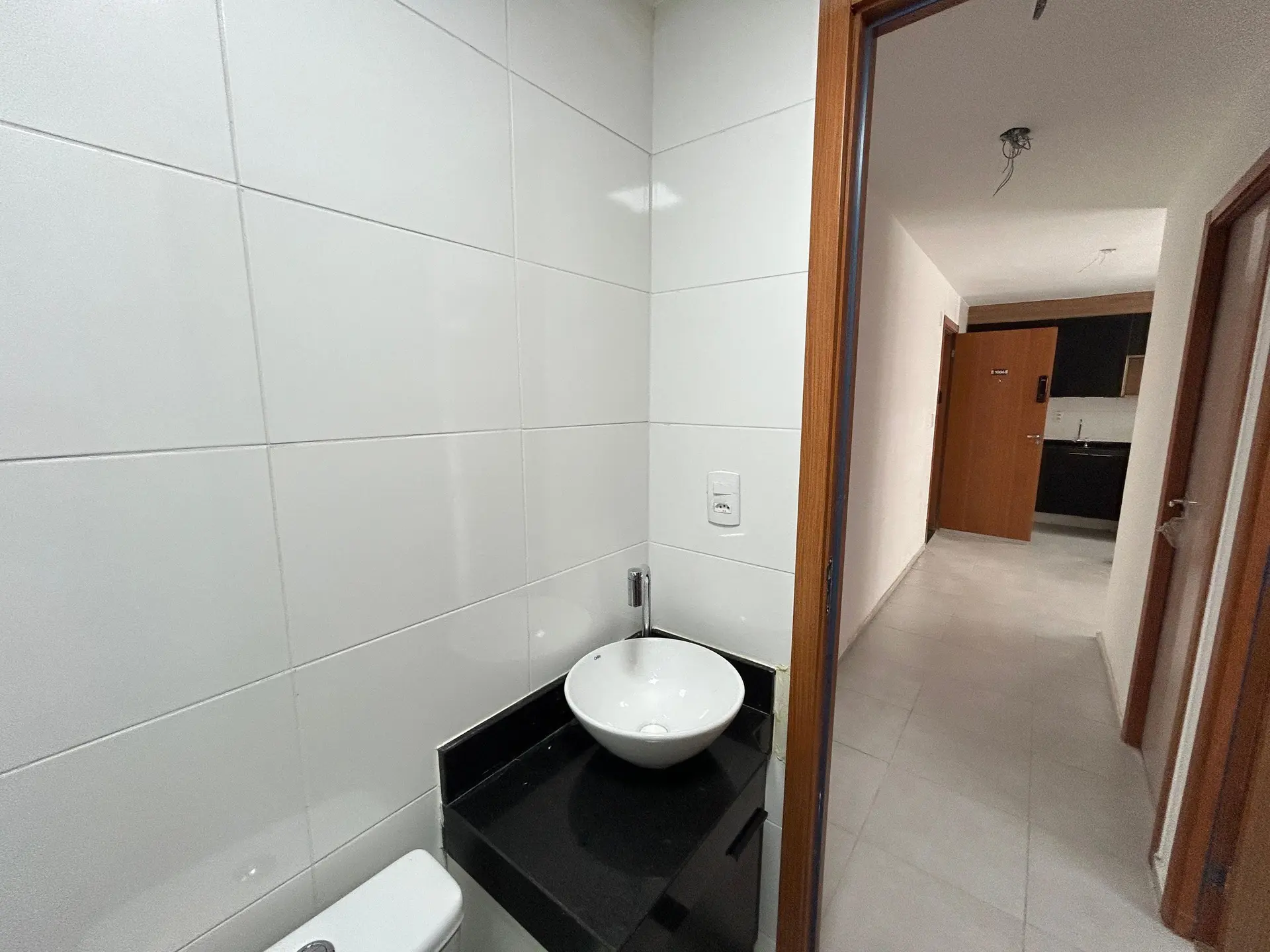 Квартира з 2 спальнями, у будинку є басейн — photo 33