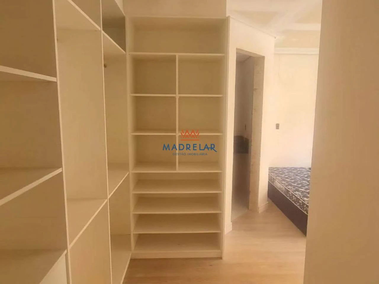 3-bedroom house with a garden in Curitiba — photo 15