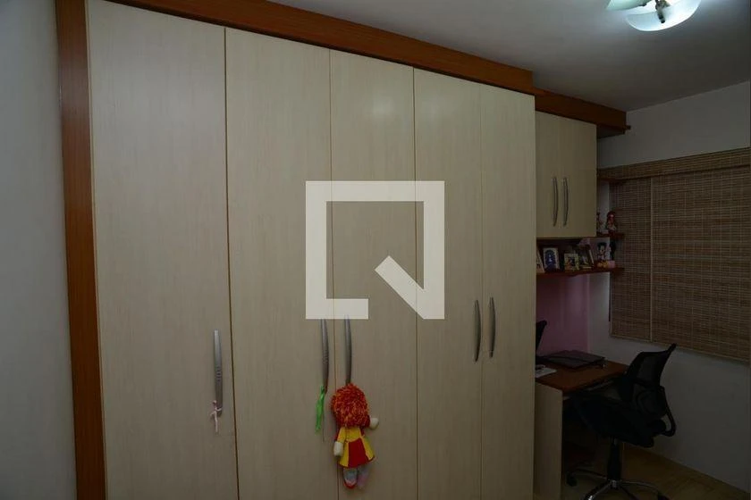 3-bedroom apartment in a building with a gym — photo 27