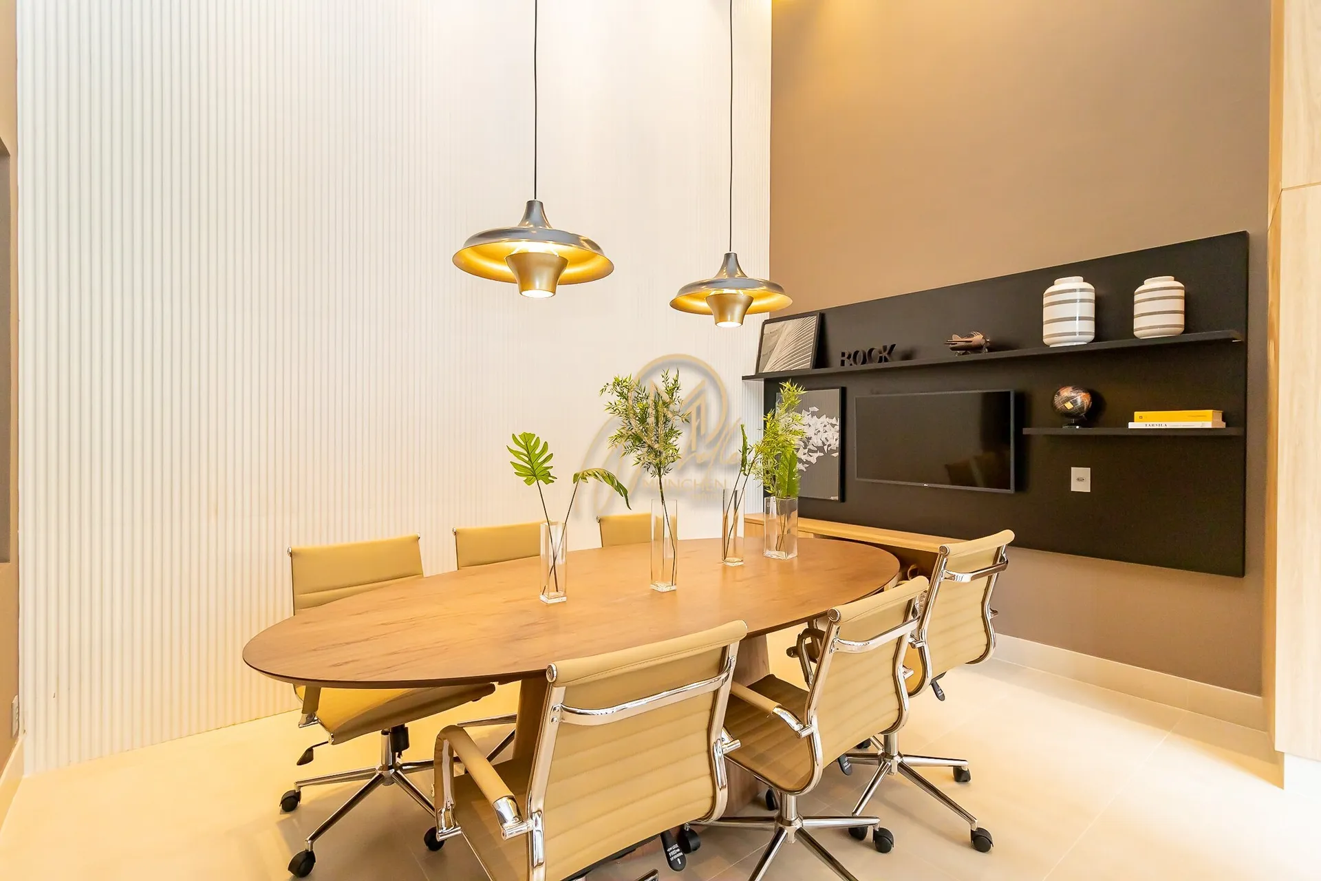 Furnished 462 m² apartment with 4 en-suite rooms — photo 13