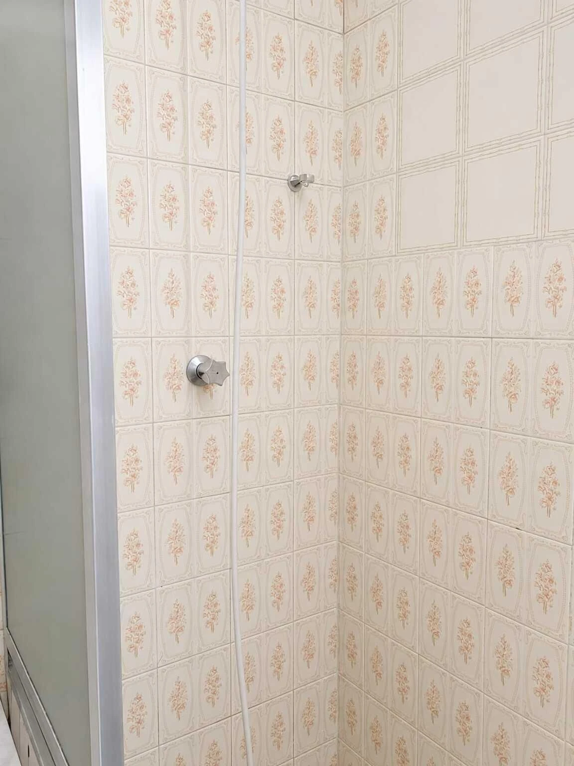 2-bedroom apartment with 1 bathroom and gas kitchen — photo 14