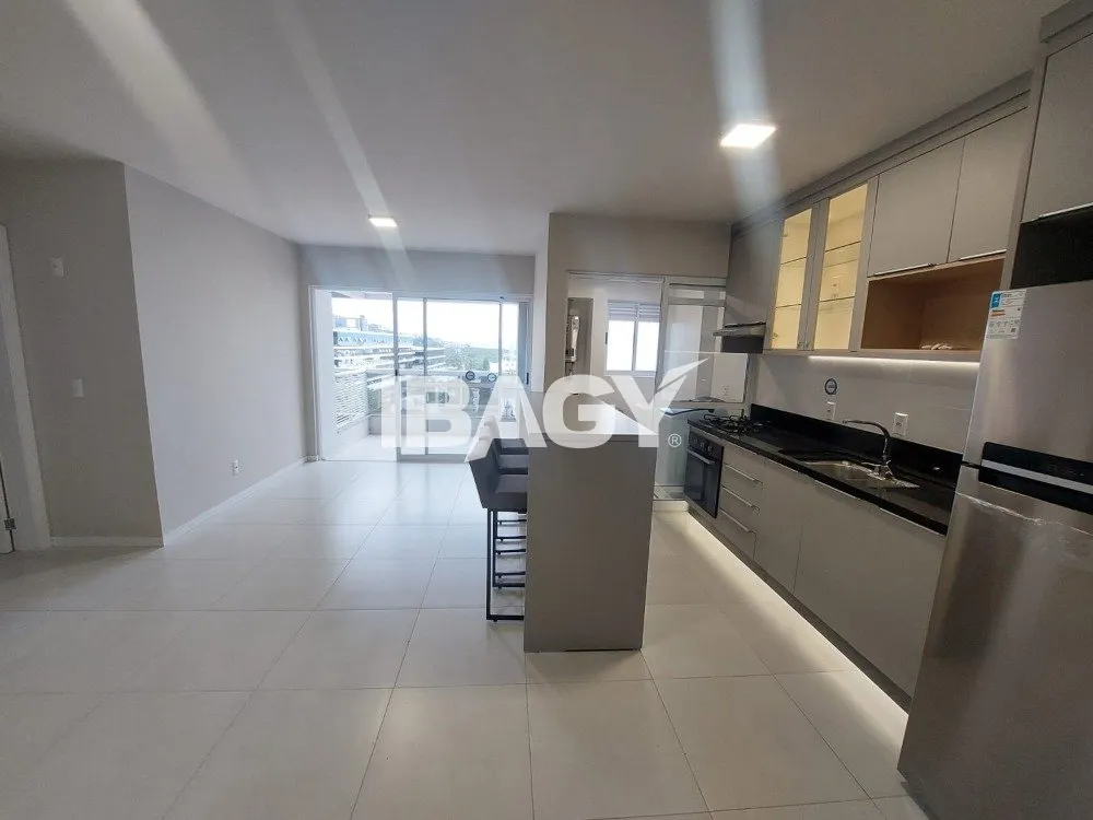 3-bedroom apartment with a grill on the balcony — photo 3