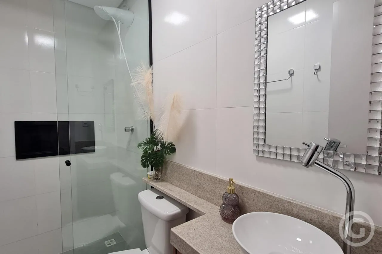 Furnished 1-bedroom apartment with open-plan kitchen — photo 9