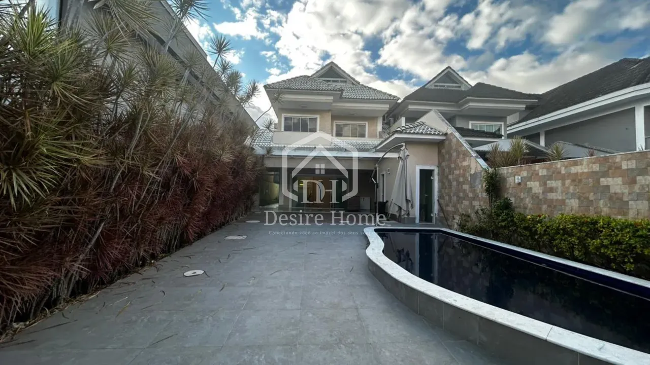 House with 4 bedrooms and an open-plan kitchen — photo 30