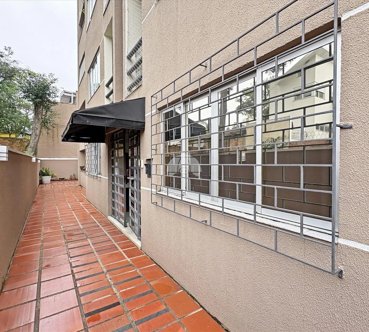 3-bedroom apartment with a home office in Curitiba — photo 16
