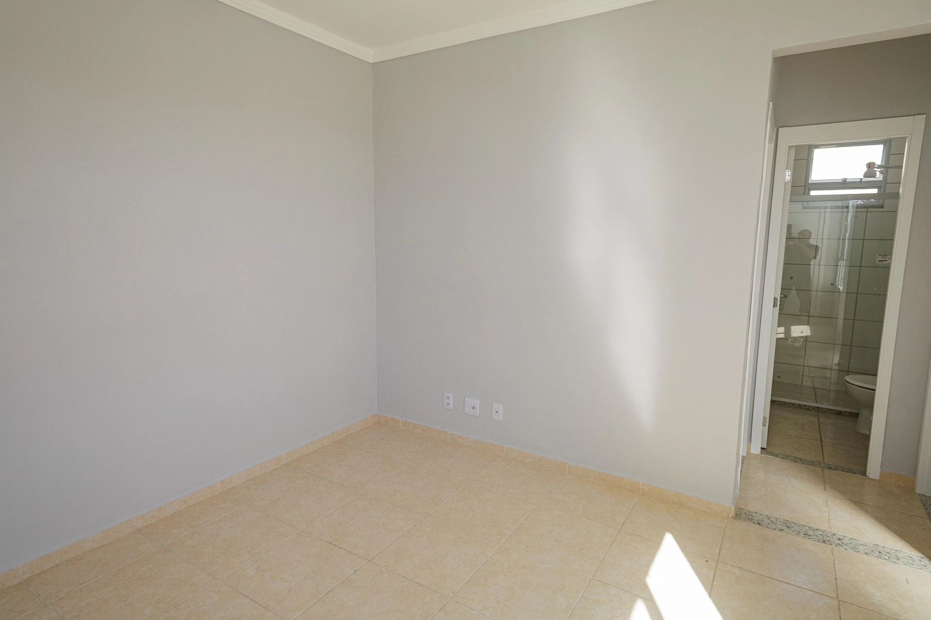 2 quartos e vista para as montanhas: apartamento de 44 m² — photo 3