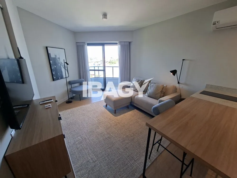 Studio with a glassed-in balcony and open-plan kitchen — photo 28