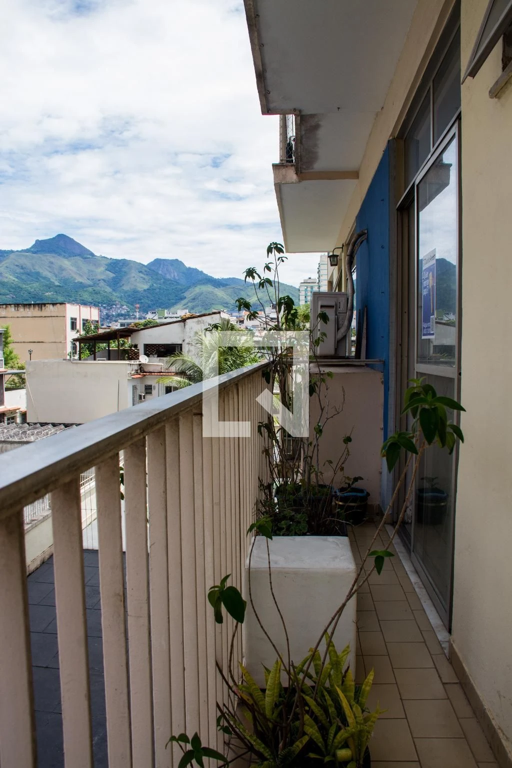 Apartamento mobiliado com 2 quartos e cozinha fechada — photo 4