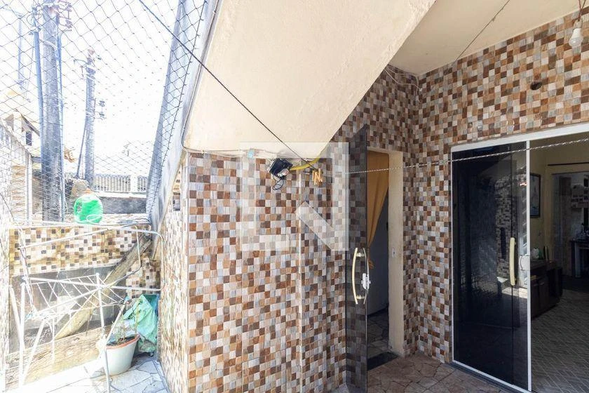 Furnished house with 4 bedrooms and 90 m² no parking — photo 40