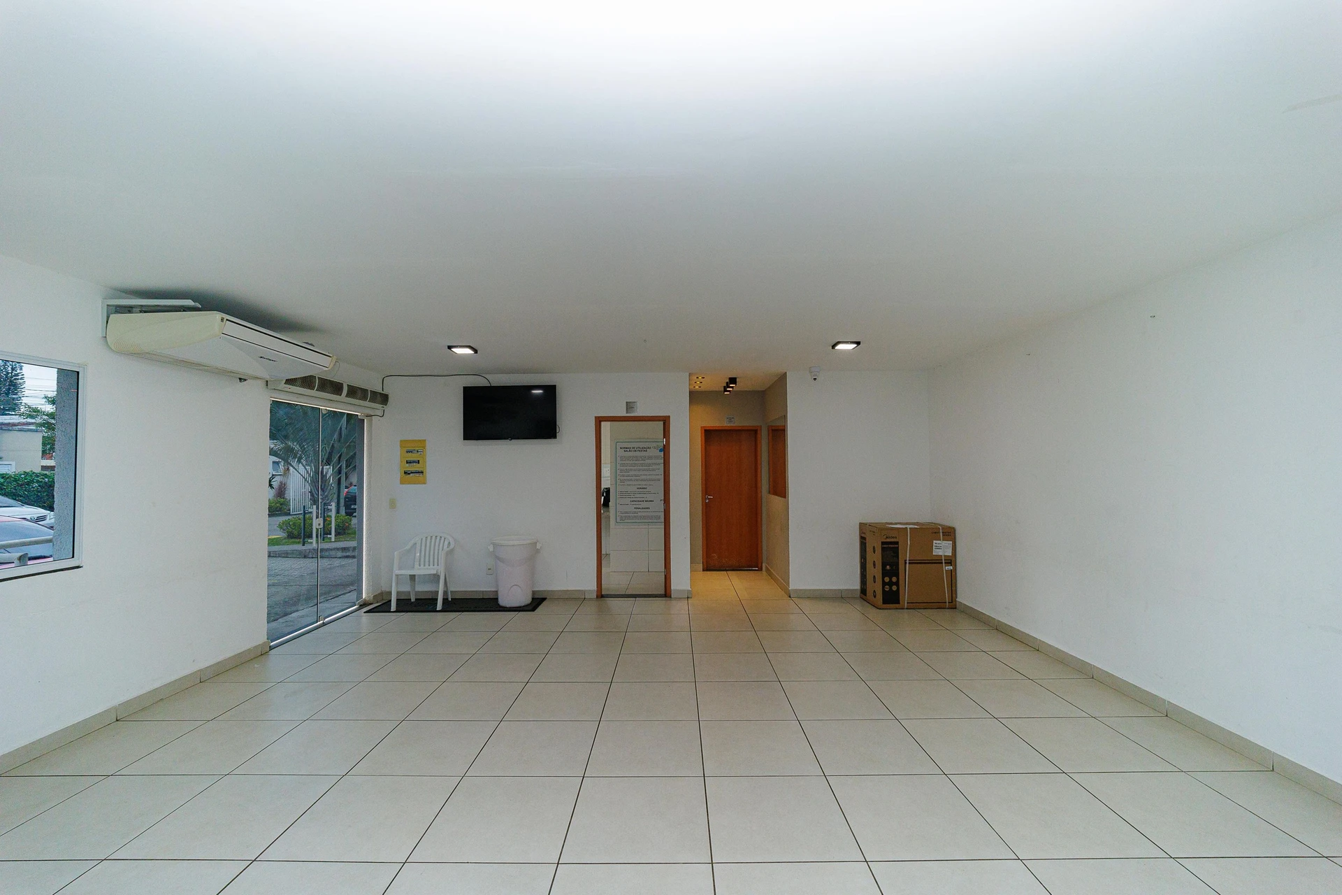 2-bedroom apartment in a building with a pool — photo 18