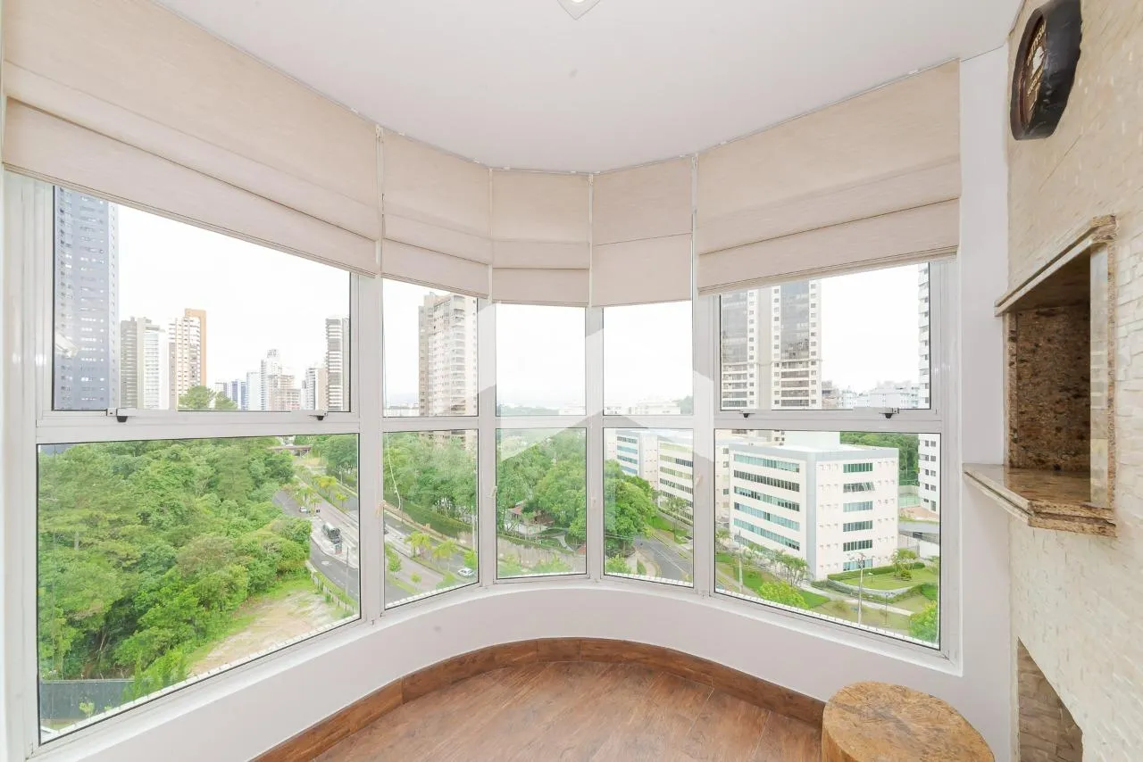 Apartamento de 4 dormitorios con 2 suites y 179 m² — photo 24