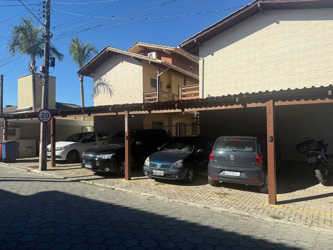 Studio with 1 bedroom and 1 bathroom plus 1 parking spot — photo 8