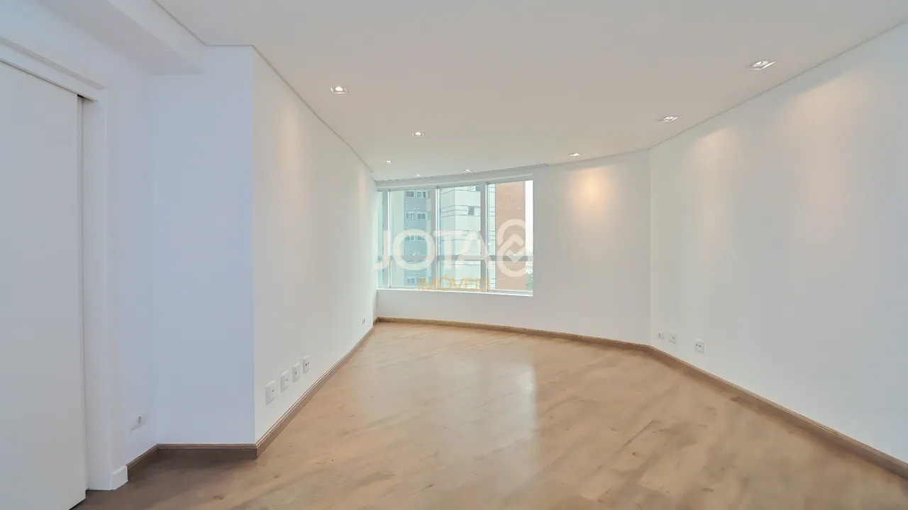 Орендна квартира з 4 спальнями та 329 м² — photo 10