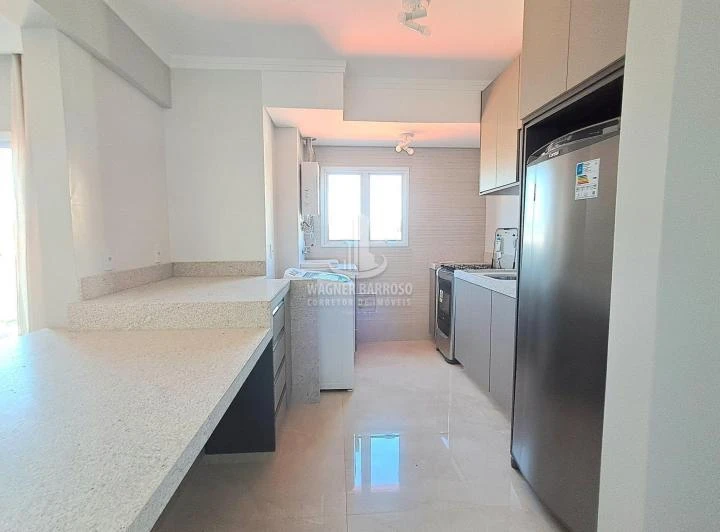 Furnished 2-bedroom apartment with balcony — photo 4