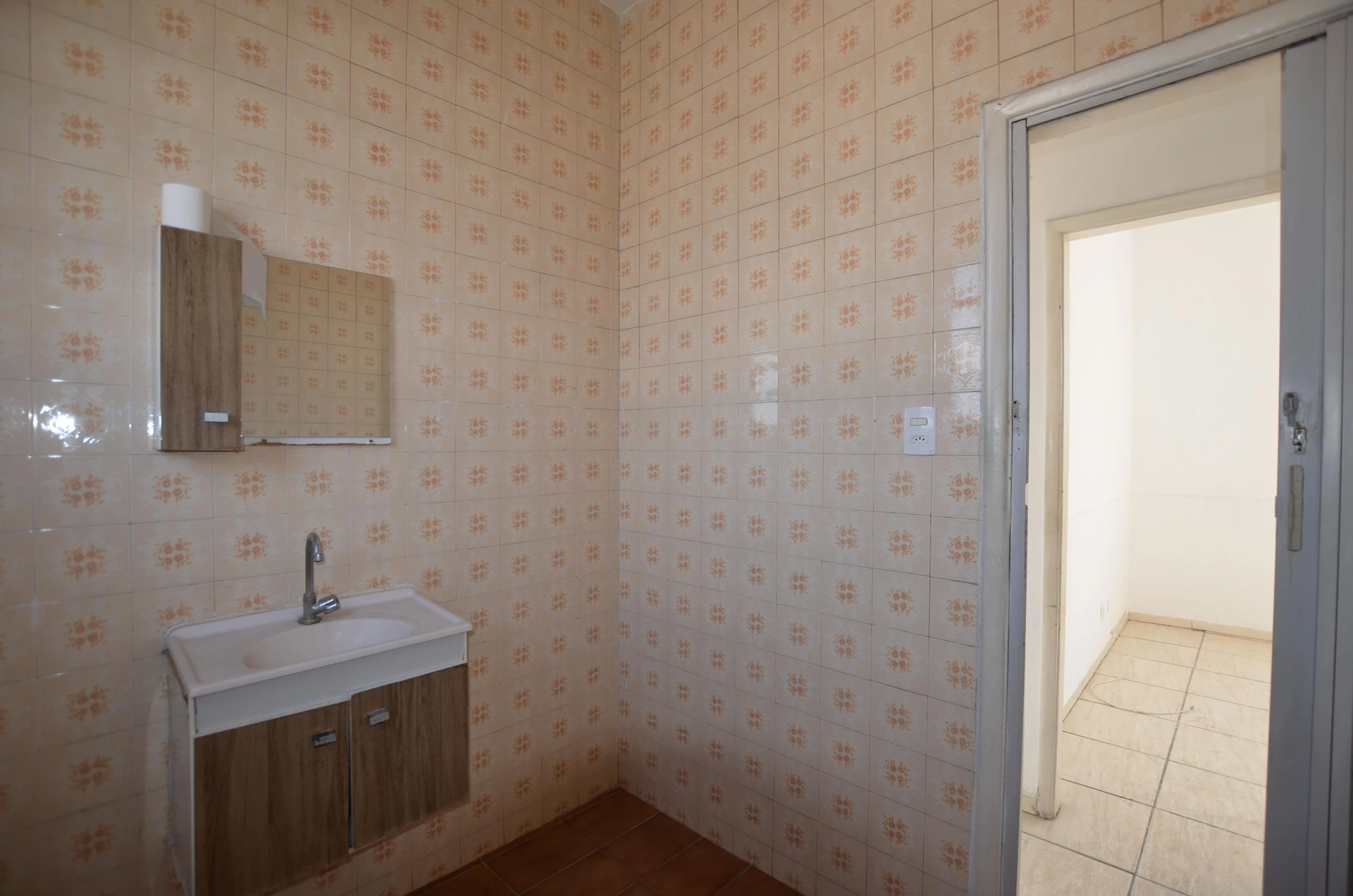Unfurnished rental apartment with 2 bedrooms — photo 56