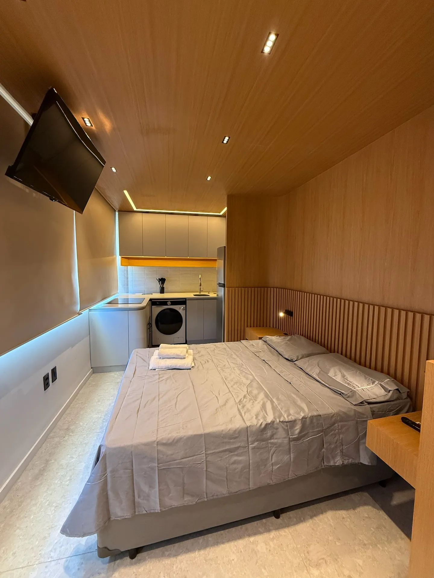 Studio with 1 bedroom, 1 bathroom and parking — photo 14