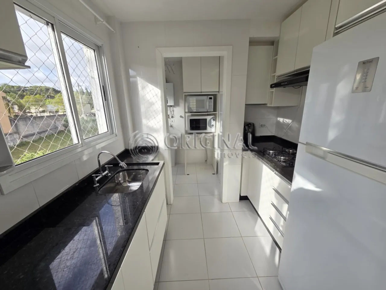 Furnished 3-bedroom apartment with 2 parking spaces — photo 4