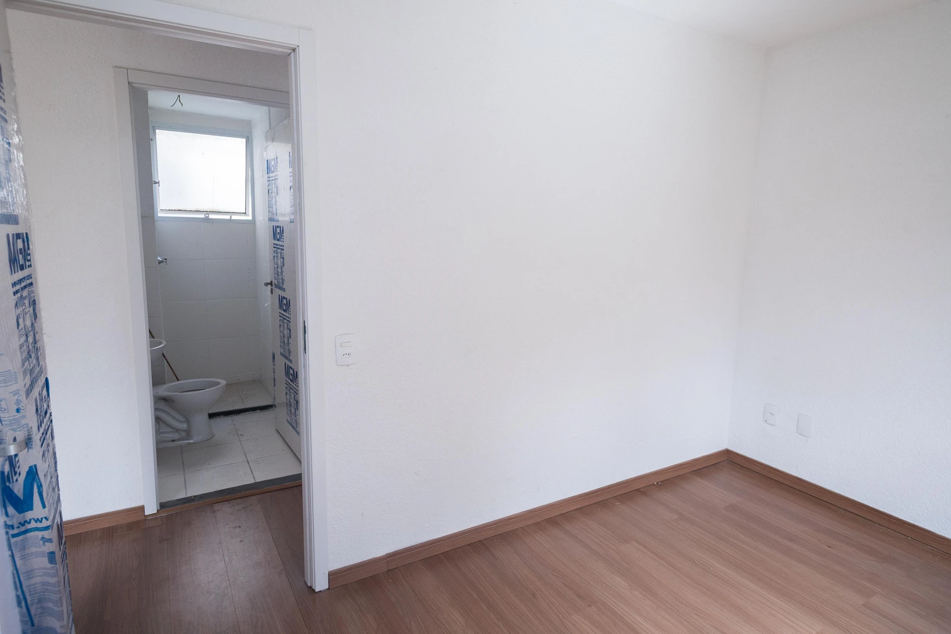 Apartamento sem mobília com 2 quartos e jardim privativo — photo 7