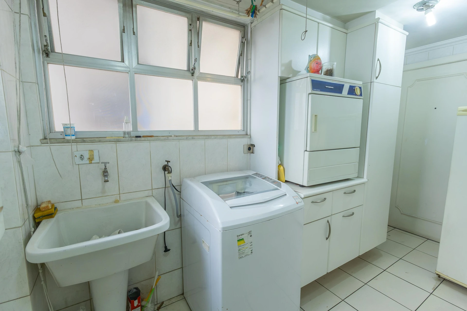 2-bedroom apartment with a dishwasher in Curitiba — photo 37
