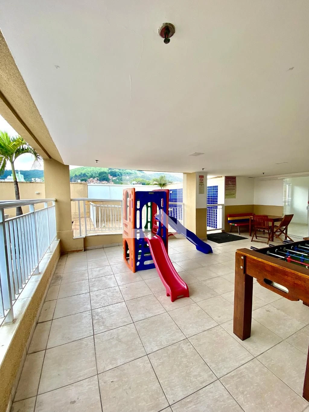 Apartamento de 2 quartos em condomínio com piscina — photo 23