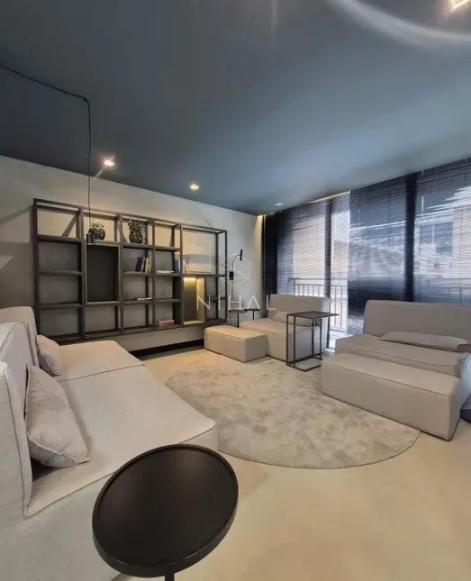 Furnished 1-bedroom apartment with open-plan kitchen — photo 13
