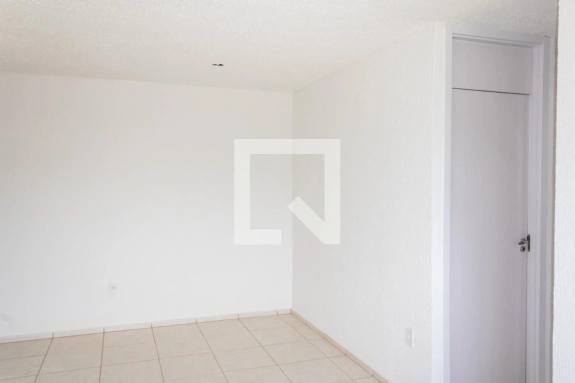 Unfurnished 2-bedroom apartment with an open-air pool — photo 18