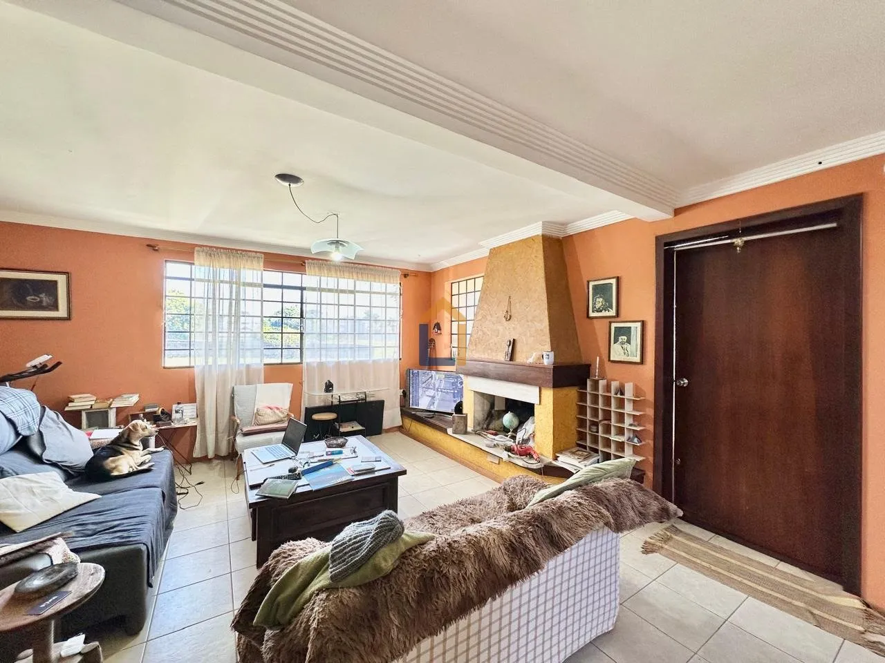 400 m² house with floor-to-ceiling windows and a fireplace — photo 15