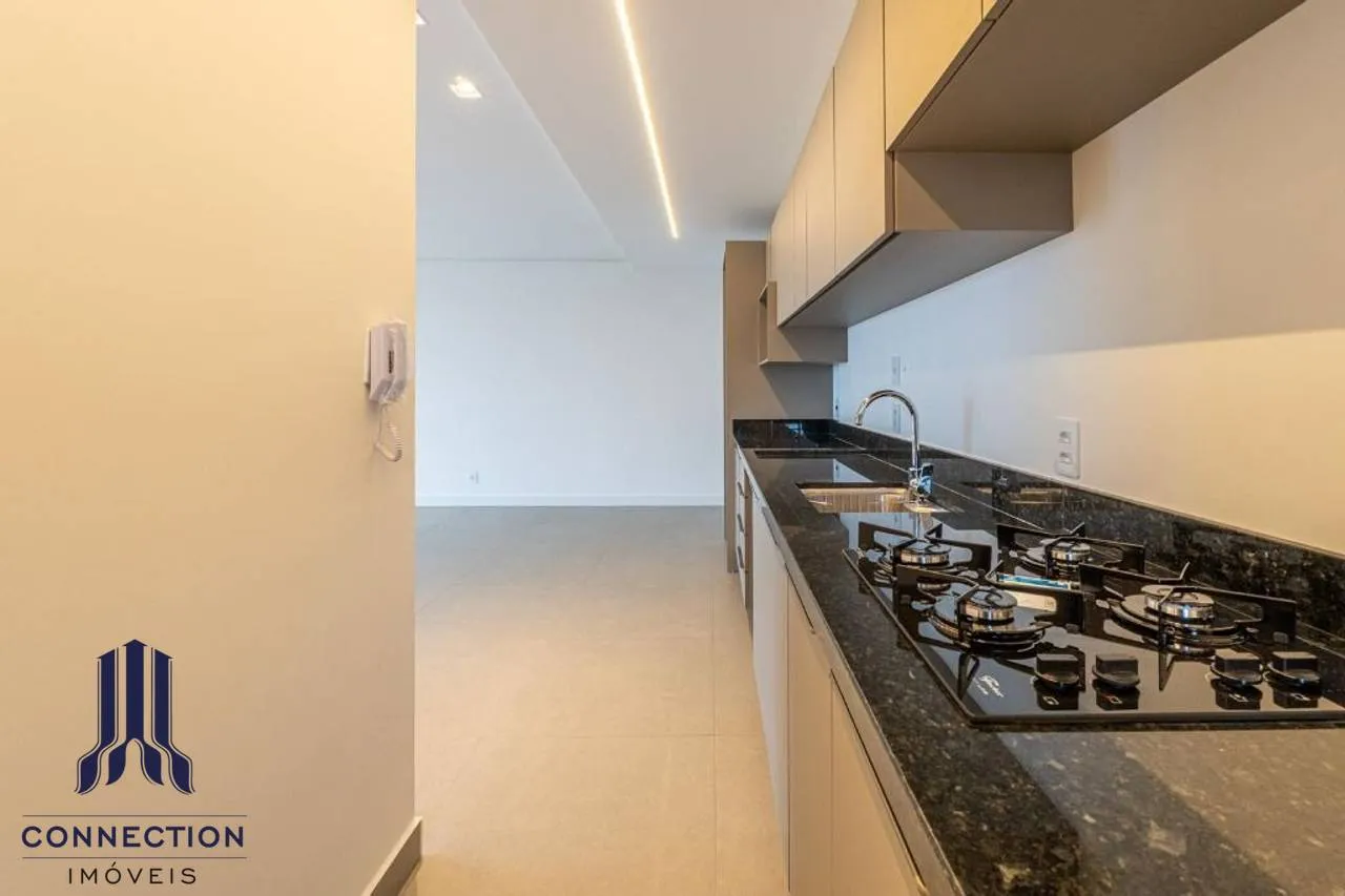 3-bedroom apartment with a grill on the balcony — photo 6